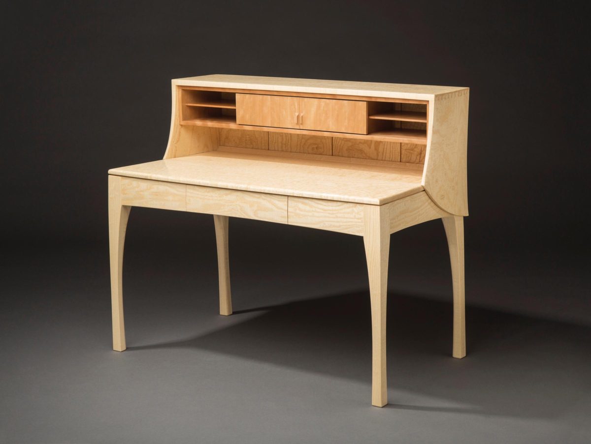 Ash Desk